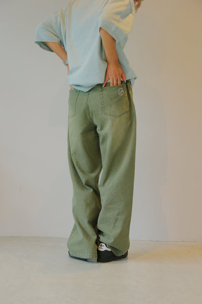 color denim pants