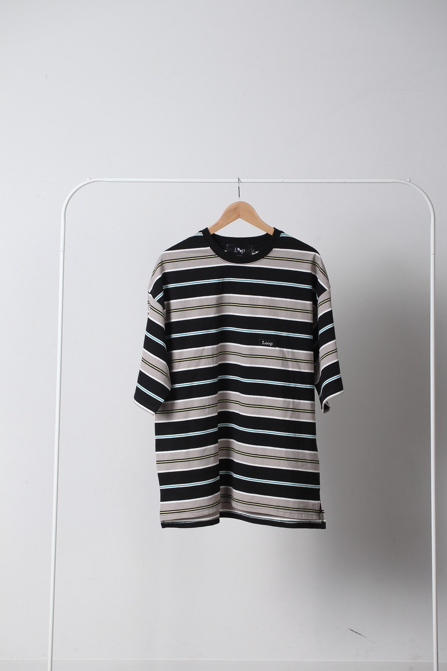 BORDER T-SHIRT