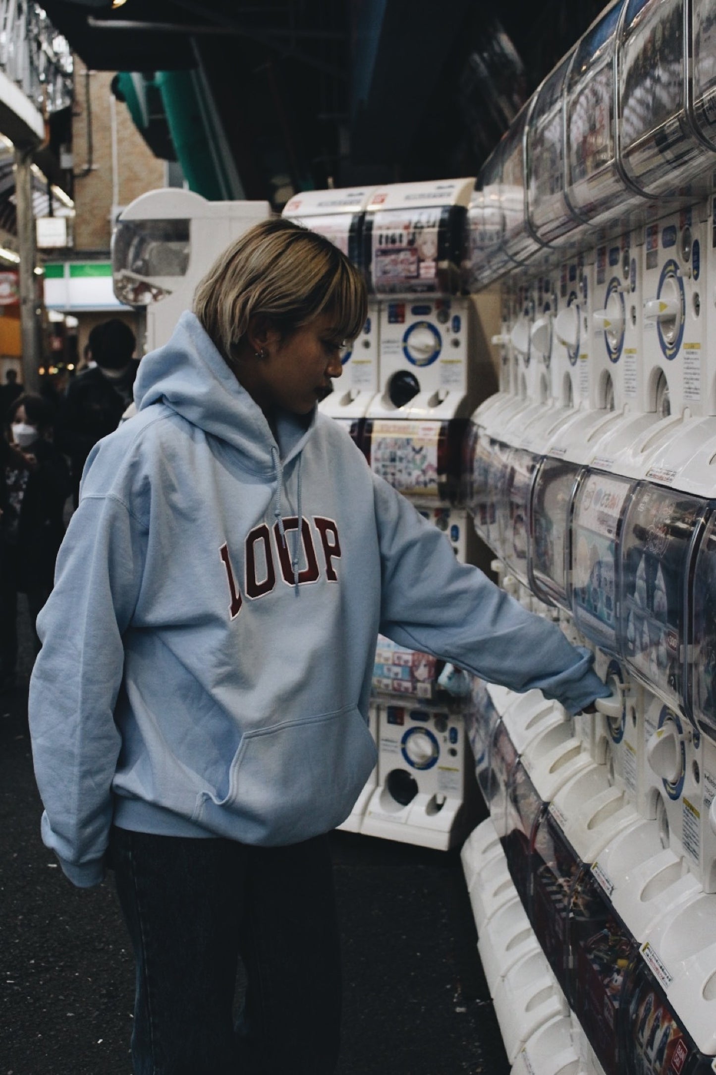 LOOP SATIN EMBROIDERY HOODIE