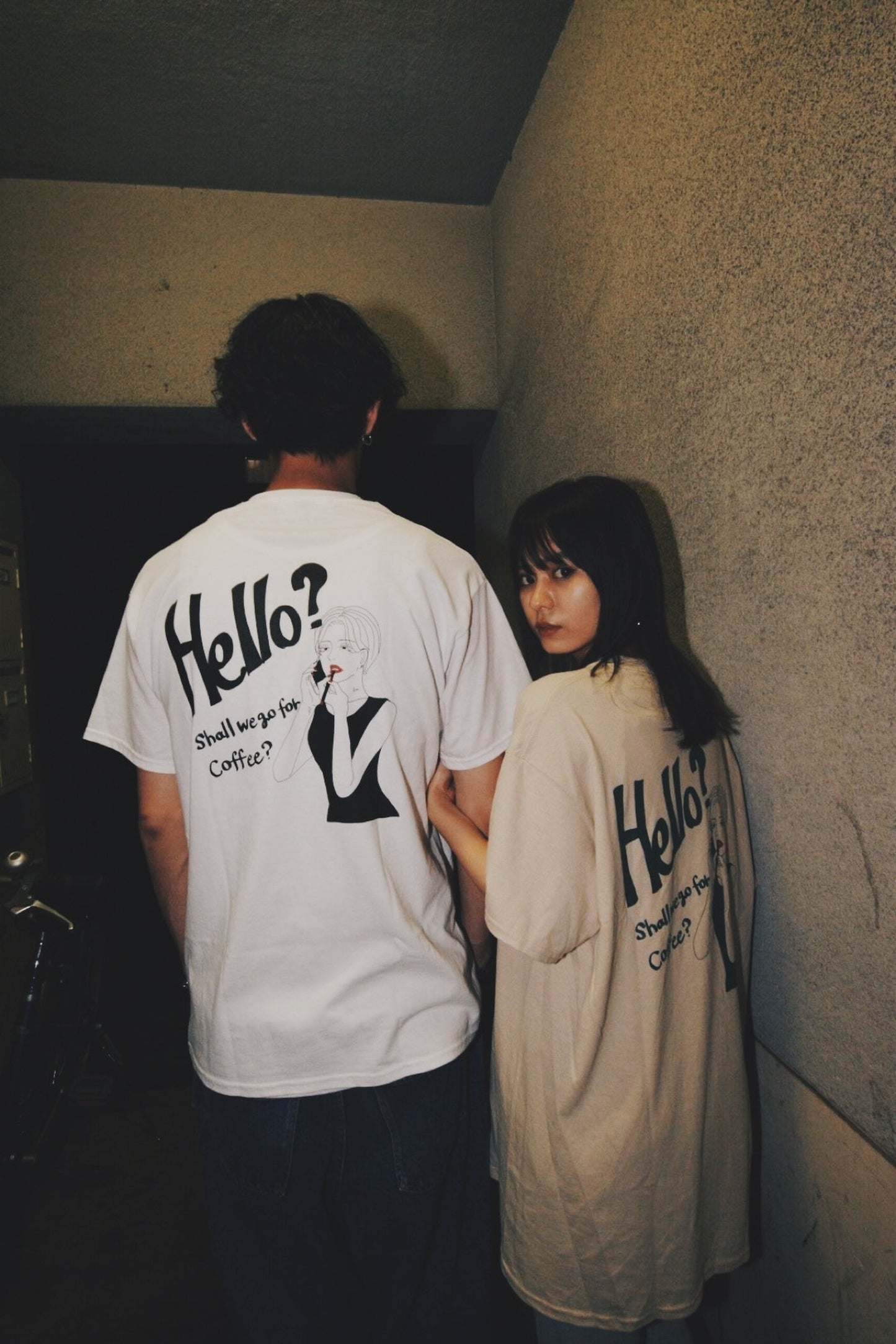 city girl coffee T-shirt（ベージュ/ホワイト )【 SUPERSALE対象商品】