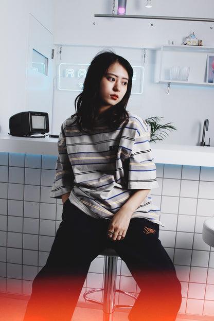 BORDER T-SHIRT