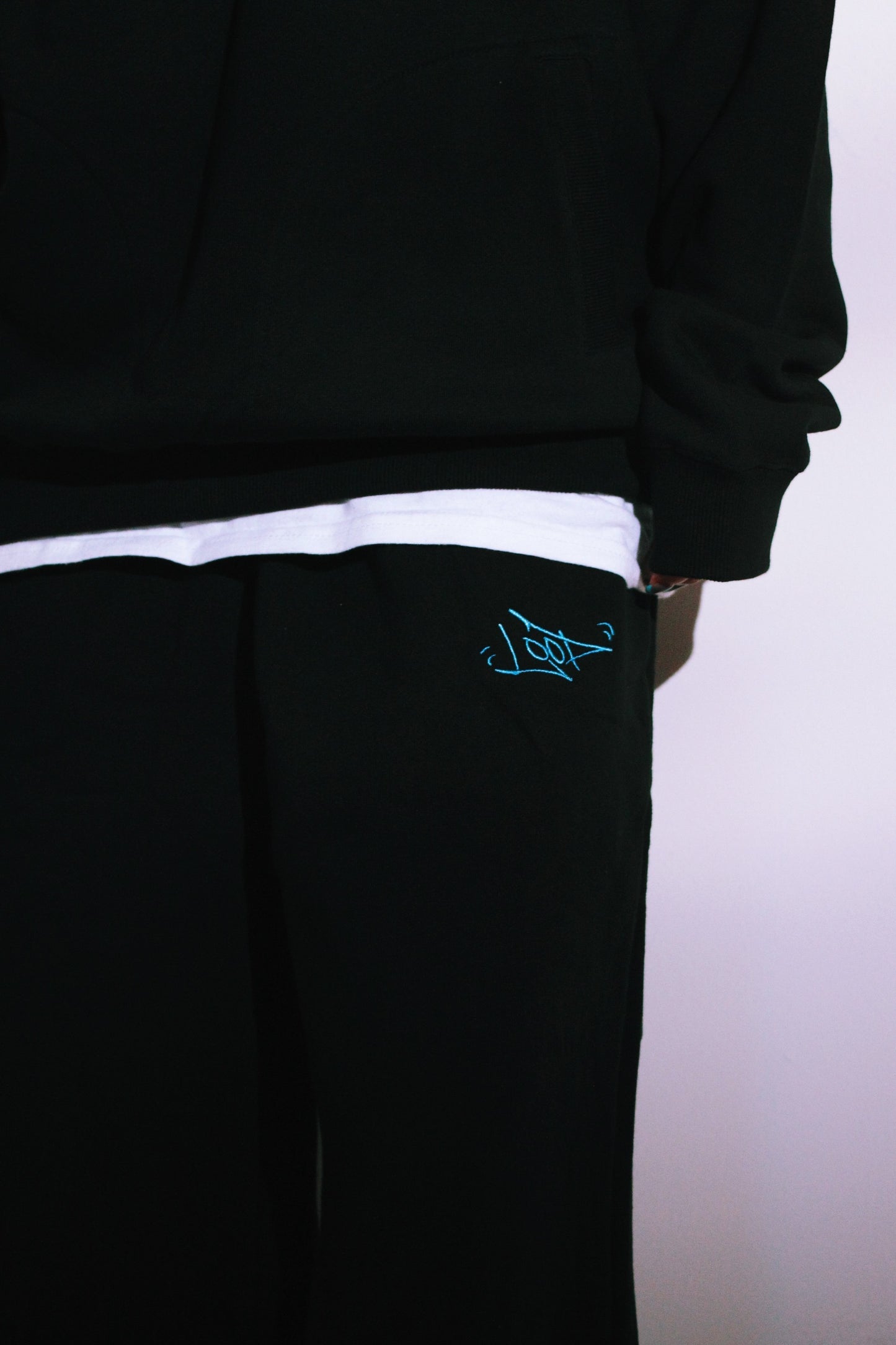 【再販売】LOOP EMBROIDERY PANTS