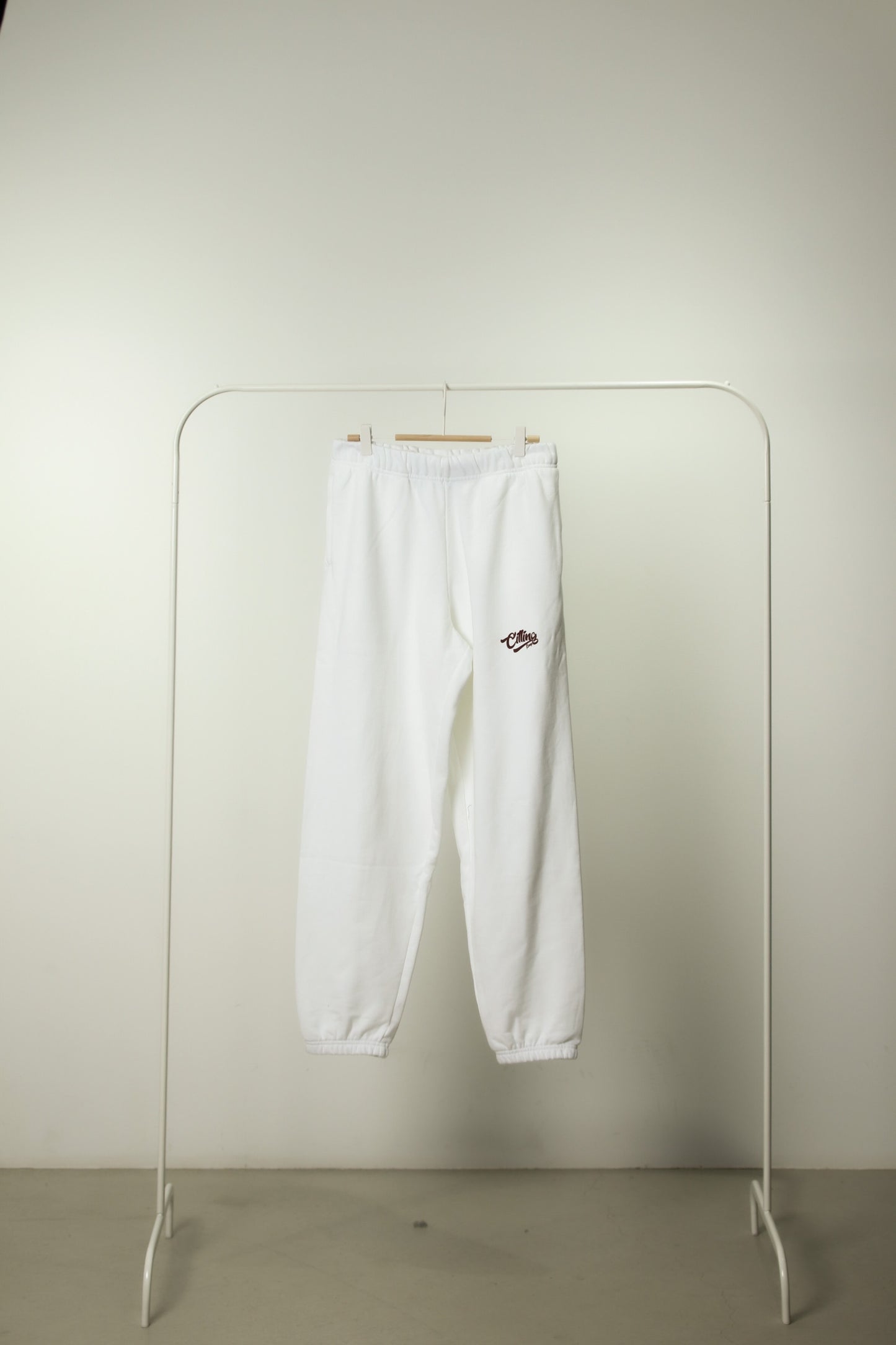 【再販売】CHILIING SWEAT PANTS