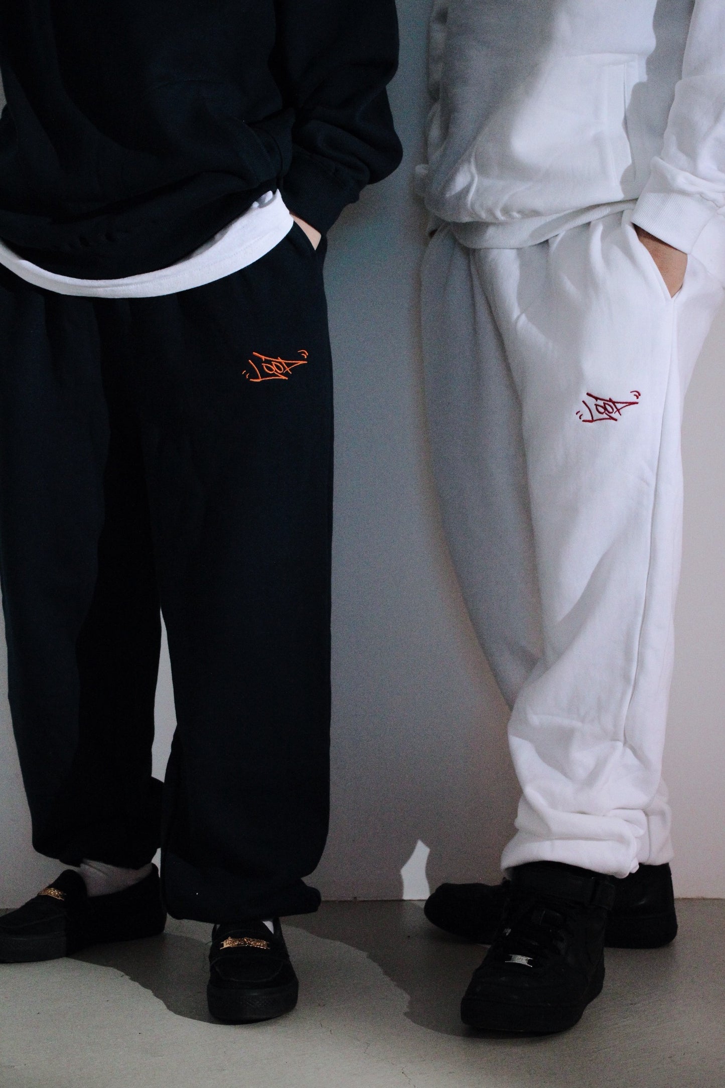 【再販売】LOOP EMBROIDERY PANTS