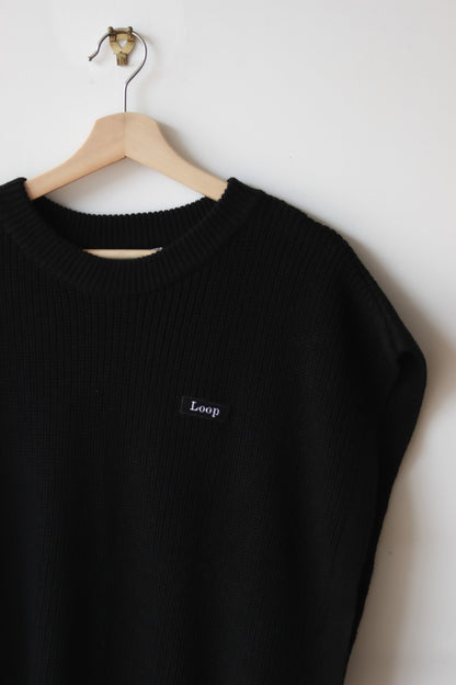 OVER KNIT VEST
