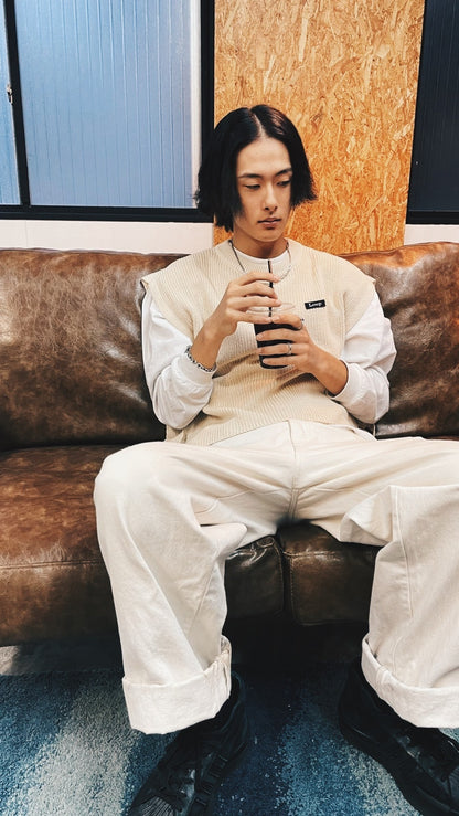 OVER KNIT VEST