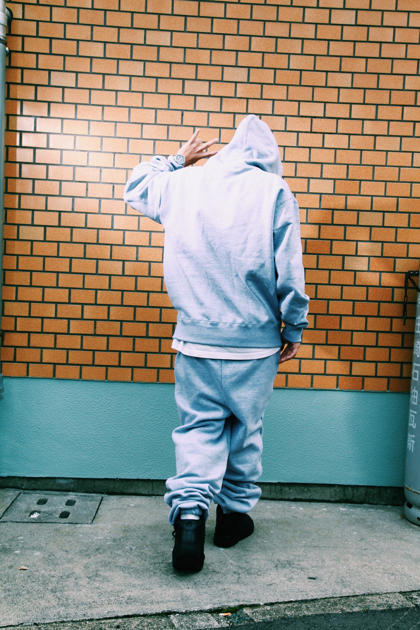 【再販売】LOOP SETUP HOODIE