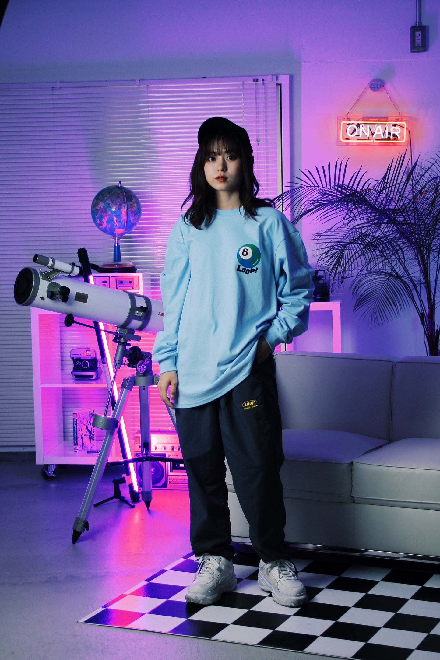EARTH BALL LONG T-SHIRT