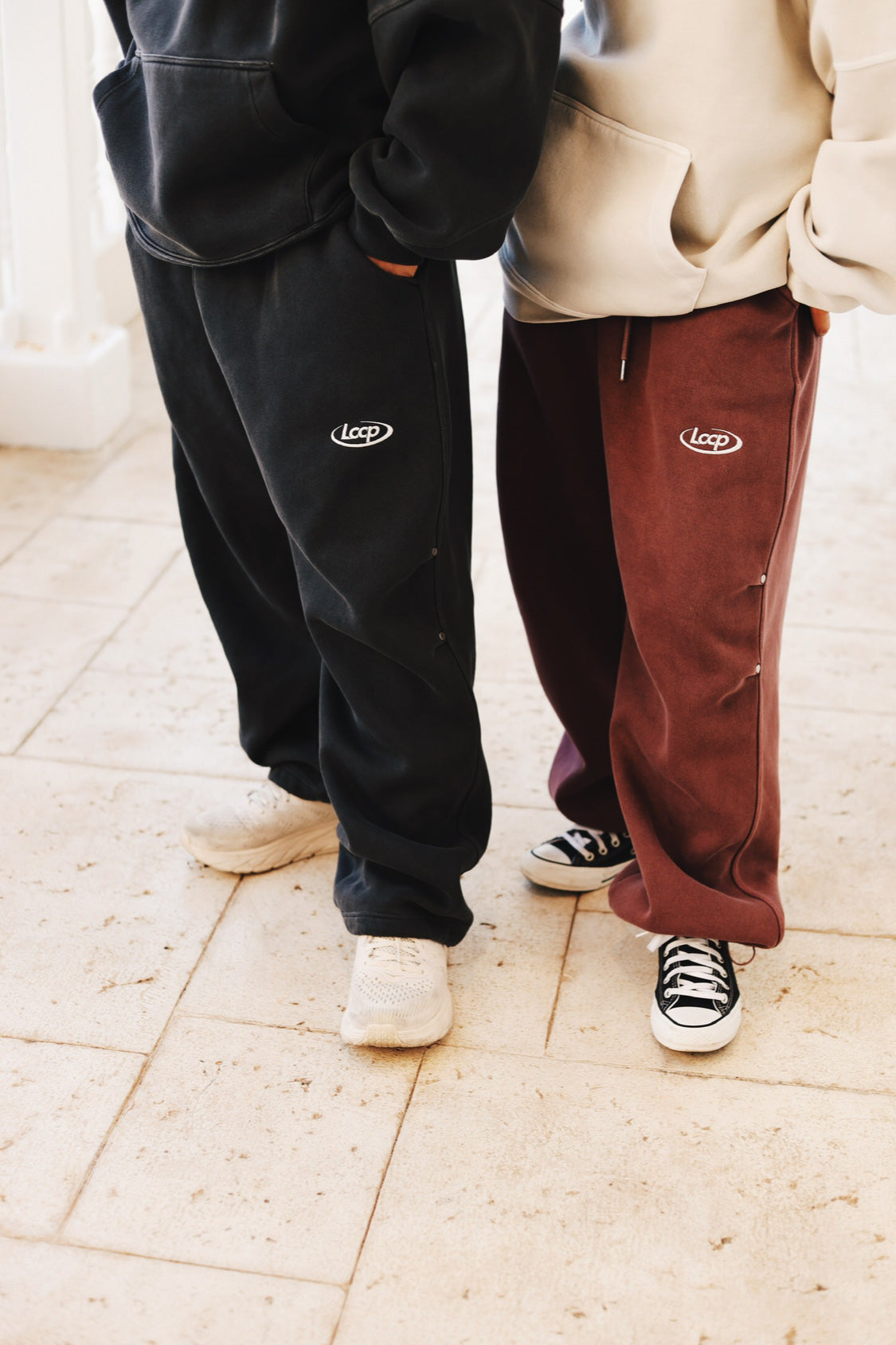 WIDE FLARE SWEAT PANTS