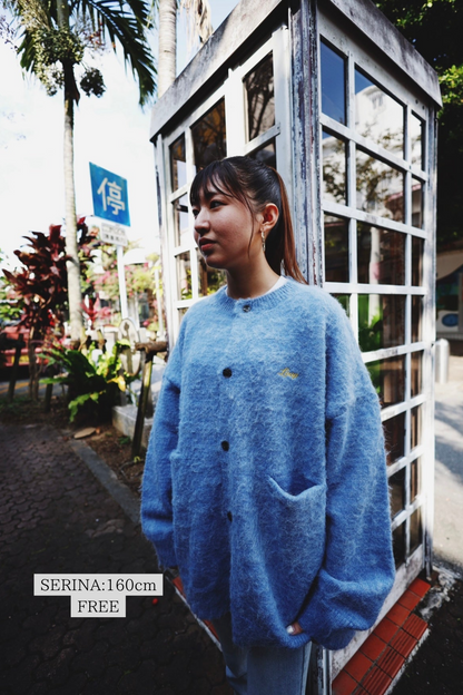 CREW NECK KNIT CARDIGAN